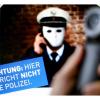 Mit Kampagnen wie dieser warnt die Polizei vor Betrügern, die sich als Ordnungshüter ausgeben.