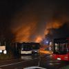 Technischer Defekt? Sechs Linienbusse brennen in Pforzheim aus