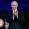 Putin bekam Applaus für seine Aussage, dass Russen und Ukrainer ein Volk seien. Putin bekam Applaus für seine Aussage, dass Russen und Ukrainer ein Volk seien.