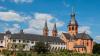 Fast 1000 Jahre lebten und arbeiteten Mönche hinter den Klostermauern nach den Regeln des heiligen Benedikt. Fast 1000 Jahre lebten und arbeiteten Mönche hinter den Klostermauern nach den Regeln des heiligen Benedikt.