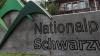 Ein Schild "Nationalpark Schwarzwald" steht am 28.07.2016 im Nationalpark Schwarzwald bei Seebach (Baden-Württemberg).