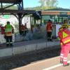 Am Bahnhof Busenbach wurde ein Radfahrer von einer Bahn erfasst. Der Unfall endete für das Opfer tödlich.