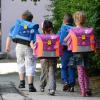 Schulkinder auf dem Nachhauseweg