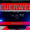 Ein Blick auf einen Einsatzwagen der Feuerwehr.