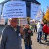 "Bin hier um unsere Grundrechte zu sichern": 900 Teilnehmer bei Querdenker-Demo in Karlsruhe "Bin hier um unsere Grundrechte zu sichern": 900 Teilnehmer bei Querdenker-Demo in Karlsruhe