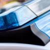 Das Blaulicht an einem Einsatzwagen der Polizei.