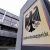 Das Bundesverfassungsgericht in Karlsruhe. Die Opposition will die Wahlrechtsreform vom höchsten deutschen Gericht kippen lassen. Das Bundesverfassungsgericht in Karlsruhe. Die Opposition will die Wahlrechtsreform vom höchsten deutschen Gericht kippen lassen.