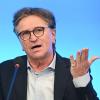 Manfred Lucha (Bündnis 90/Die Grünen) spricht. Manfred Lucha (Bündnis 90/Die Grünen) spricht.