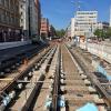 Die Gleisbauarbeiten am Kronenplatz treten in den Pfingstferien in die nächste Bauphase. Deshalb wird die Tramlinie 3 weiterhin umgeleitet. Weitere Baumaßnahmen finden ab dem 18. Mai auch auf dem Streckenabschnitt zwischen Hirtenweg/Technologiepark und Spöck statt. Die Gleisbauarbeiten am Kronenplatz treten in den Pfingstferien in die nächste Bauphase. Deshalb wird die Tramlinie 3 weiterhin umgeleitet. Weitere Baumaßnahmen finden ab dem 18. Mai auch auf dem Streckenabschnitt zwischen Hirtenweg/Technologiepark und Spöck statt.