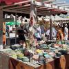 Einzigartige Unikate und bunte Vielfalt beim Kunsthandwerkermarkt auf dem Marktplatz Karlsruhe.