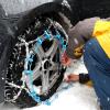 Nur dabeihaben reicht nicht: Man sollte auch wissen, wie man Schneeketten sie an seinem Fahrzeug anbringt.
