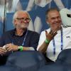Rudi Völler (l) und Andreas Rettig sehen sich ein Spiel der U21 bei der EM an
