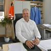 Bürgermeister Winfried Lechler in seinem Büro im Rathaus.