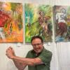 Jürgen Rabsch alias Hugo ist leidenschaftlicher Hobbysportler - und das drückt sich auch in seiner Kunst aus, die derzeit in der Galerie Peregrinus in Scheidegg ausgetellt sind.