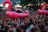 Zahlreiche Besucherinnen und Besucher feiern am Freitag, 27. Juni 2025, beim ‚ÄûAb geht die Lutzi‚Äú-Festival in Rottershausen bei Bad Kissingen. 