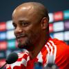 Bayern-Trainer Vincent Kompany bei der Pressekonferenz vor dem Achtelfinale gegen Flamengo.