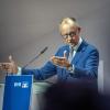Kanzler Merz lobt die Zusammenarbeit in der Koalition.