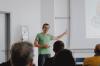 Hermino Katzenstein (MdL), fuß- und radverkehrspolitischer Sprecher der Landtagsfraktion der Grünen, referierte nach der Erkundungs-Fahrradtour durch Bad Mergentheim vor rund 25 Zuhörerinnen und Zuhörern zum Thema: "Radverkehrspolitik und sichere Schulwege in Bad Mergentheim und Baden-Württemberg".