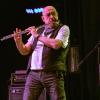 Sänger Ian Anderson von der britischen Rockband Jethro Tull ist für seine Querflöte bekannt. (Archivbild)
