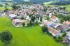 Auf dieser 4000 Quadratmeter großen Fläche in Oberreute soll ein Wohnungskomplex für Senioren entstehen.