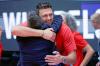 Baskets Sportdirektor Kresimir Loncar (hier mit Trainer Sasa Filipovski im Arm) hat den nächsten Neuzugang an Land gezogen.