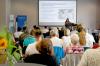 Theresa Keidel, Geschäftsführerin der Selbsthilfekoordination Bayern (SeKo), beim Impulsvortrag zum Thema „Verantwortung teilen - Gruppe aktivieren“ in der bigBox in Kempten.