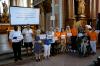 Übergabe der gesammelten Spenden von Einzelpersonen, Frauenbund, Kath. Kirchengemeinde St. Mauritius und dem Weltladen Wiesentheid.