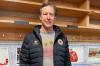 Im Frühjahr besichtigte der neue ESVK-Coach Todd Warriner schon einmal die Energie Schwaben Arena. Anfang August kommt er nun wieder nach Deutschland.