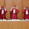 Der Zweite Senat hat die Schutzpflicht der Bundesregierung für Ausländer im Ausland geprüft. Der Zweite Senat hat die Schutzpflicht der Bundesregierung für Ausländer im Ausland geprüft.