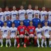 Mit dieser Mannschaft geht der ASV Rimpar in die Landesliga-Saison 2025/26. Hintere Reihe (von links): Ozan Akdeniz, Lukas Behringer, Jaran Karle, Friedrich Philipp-Messerschmidt, Tim Budemann, Andreas Hagen, Samuel Fishman, Antonio Sicaja, Mohamed Conte, Vladislav Ursu. Mitte: Co-Trainerin Conny Böck, Trainer Marcel Bauer, Betreuer Harald Bauer, Teammanager Tristan Hofmann, Sportleiter Matthias Schmelzeisen, Abteilungsleiter Gustav Seiwerth, Torwarttrainer Frank Bahr, Betreuer Bernd Kütt, Abteilungsleiter Jens Bausenwein. Vorne: Ricardo Santos, Christian Kuhn, Sven Burkard, Sandro Kramosch, Robin Michel, Falko Engert, Marco Kramosch, Felix Deißenberger, Oliver Makulik, Madaani Seidu. Zur Mannschaft gehören auch Ali Heidari, Joel Flores Vega, Moritz Fischer, Mamadou Bah und Waris Yadgari.