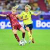 Kandidatin für die Startelf gegen Frankreich: Verteidigerin Kathrin Hendrich (l.).