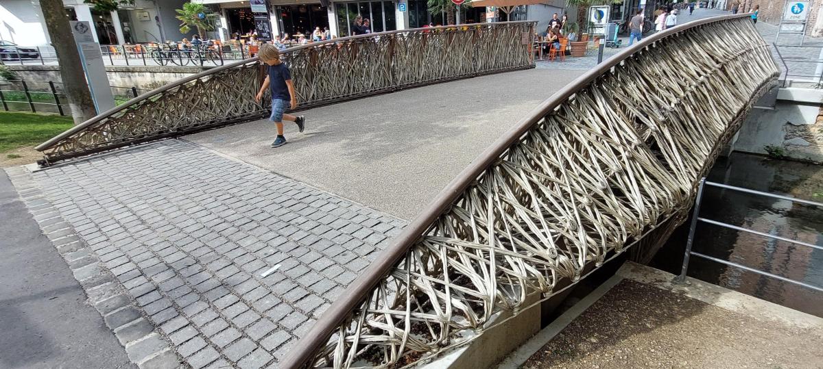 Smarte Brücke in Ulm verstummt: Warum das teure Musikinstrument plötzlich keinen Ton mehr von sich gibt