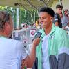Noahkai Banks vom FC Augsburg erzählt im Interview mit AZ-Sportchef Thomas Weiß, dass er schon ein bisschen nervös war am Anfang. Weil seine Oma auf der Tribüne saß...