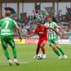 Alexis Claude-Maurice (Mitte) erzielte beide Treffer beim 2:0-Sieg des FC Augsburg in Lustenau.
