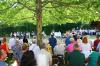 Es war einiges geboten beim Sommerfest der evangelischen Kirchengemeinde Wiesentheid. Hier der Auftakt-Festgottesdienst unter freiem Himmel mit dem (v.l.) Posaunenchor Rüdenhausen, dem Kindergottesdienst und der Kantorei Gnadenkirche.