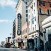 Haus mit Tradition: das Tennessee Theatre in Knoxville. Haus mit Tradition: das Tennessee Theatre in Knoxville.