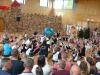 Auf dem Foto: der Abschlusstanz der Kinder.