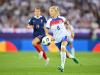 Gibt den Ton an: Englands Kapitänin Leah Williamson (r).