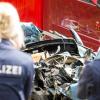 Ein schlimmer Unfall bei Mittenwald in Garmisch-Partenkirchen forderte sieben teils Schwerstverletzte. Ein Kind kam ums Leben. (Symbolbild)