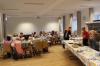 Beim Kleinlangheimer Kirchenburgfest gab es Kaffee und Kuchen im neuen Gemeindehaus.
