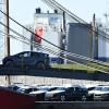Importeure von europäischen Autos müssen in den USA künftig einen Zoll in Höhe von 15 Prozent zahlen - andersherum soll es keine Zölle mehr geben. (Archivbild)