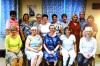 Die Erlebnistanzgruppe Gernach geht nach 14 erlebnisreichen Tanztreffen in die Sommerpause. In der hinteren Reihe links die Vorsitzende des Katholischen Deutschen Frauenbundes Gernach, rechts neben ihr die Tanzkreisleiterin Elisabeth Schönstein.