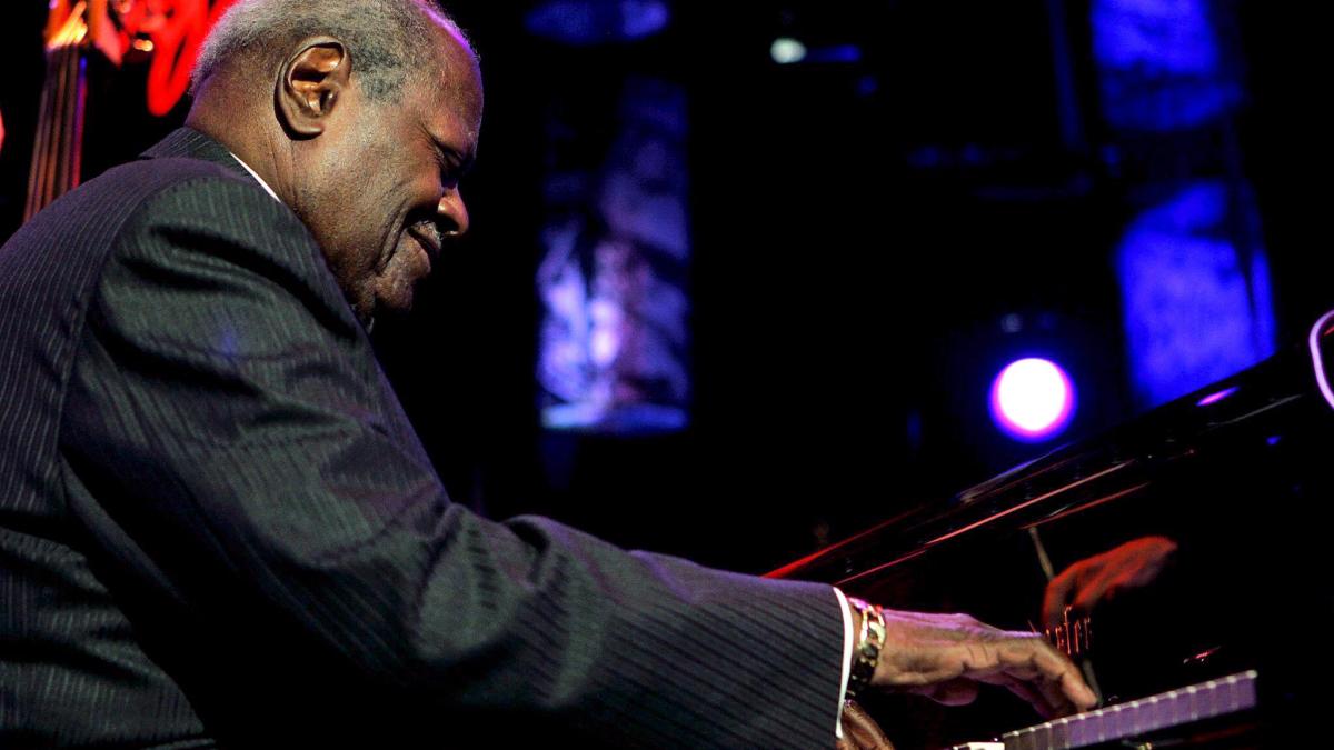 Die-schnellsten-Finger-der-Welt-Zum-100-Geburtstag-des-Jazzpianisten-Oscar-Peterson