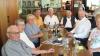 Politischer Austausch über Landkreis- und Bundeslandgrenzen hinaus (von links): Edgar Sachs und Wolfgang Sock (SPD Sinngrund), Lioba Zieres, Dirk Schiefer, Anton Hofmann, Karl Eyerkaufer, Bernd Rützel und Marion Eyerkaufer.