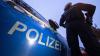Ein Jugendlicher ist der Polizei davongefahren, weil er ohne Führerschein unterwegs war. (Symbolbild)