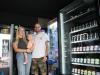 Vanessa Sitzmann und Patrick Hartl in ihrem ersten Automatenladen in Burgsinn.