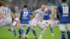Kamp um den Ball: Schalkes Adrian Gantenbein und VfL-Stürmer Philipp Hofmann. Kamp um den Ball: Schalkes Adrian Gantenbein und VfL-Stürmer Philipp Hofmann.