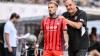 Trainer Frank Schmidt (r.) war mit seinem Team gegen Wolfsburg alles andere als zufrieden.