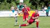 Volltreffer: Friesenried setzte sich am Wochenende in der Fußball-Kreisklasse klar gegen Pforzen (rot) durch.
