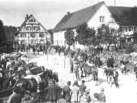 Die Krumbacher Krammärkte blicken auf eine lange Tradition zurück. Sie finden im Innenstadtbereich rund ums historische Rathaus statt.